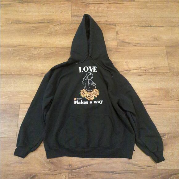 Love Makes A Way Adult XL Hoodie Sweatshirt Mother Child Mom Roses Skater Punk - Picture 1 of 6